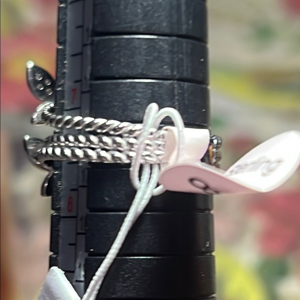 Intricate Silver Butterfly Openwork Ring - Picture 6 of 11